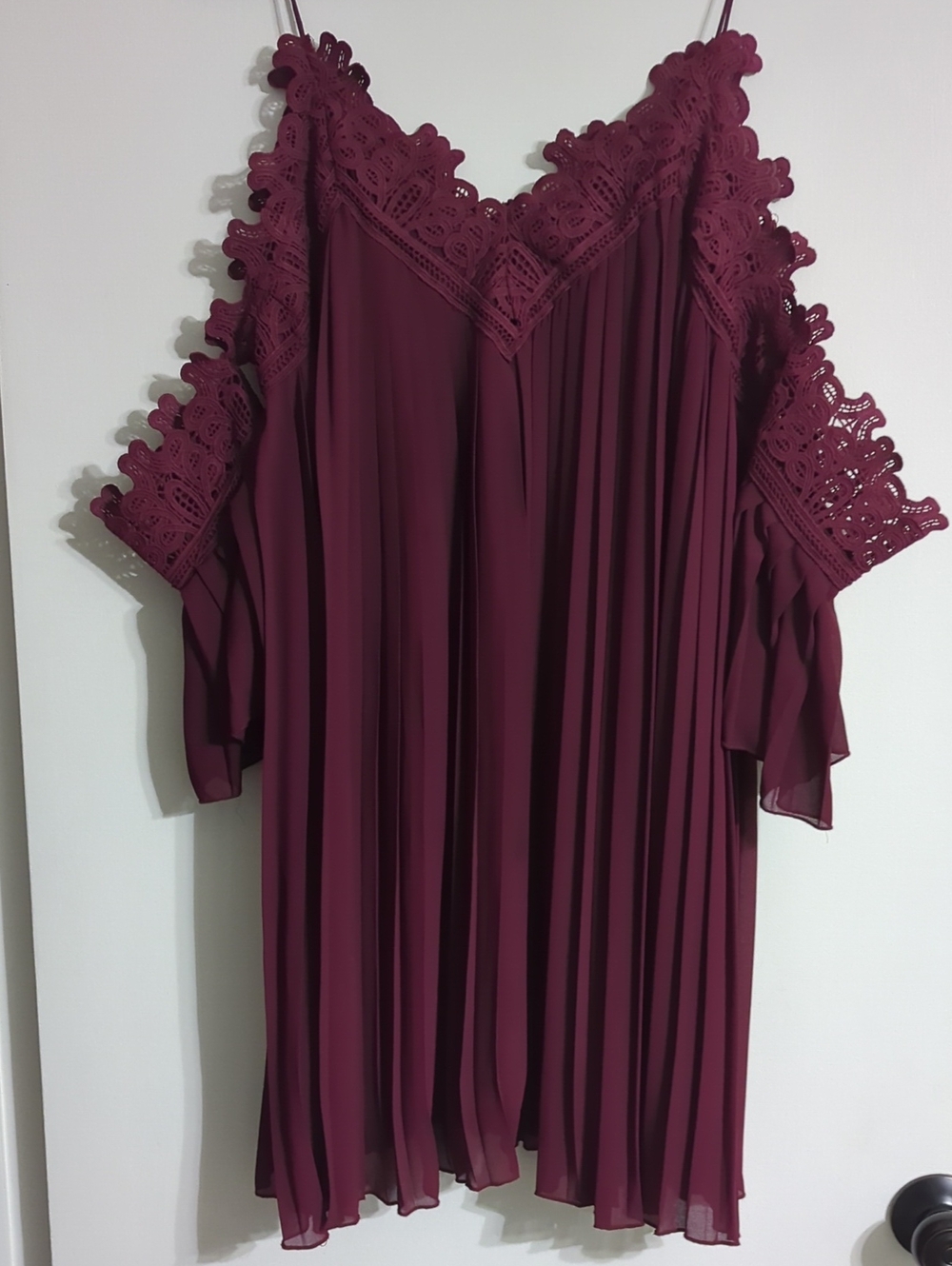 Lulu's Burgundy Cold-Shoulder Lace-Trim Dress